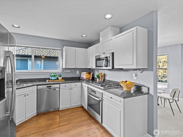 Property Photo:  1404 NW 202nd Lane  WA 98177 