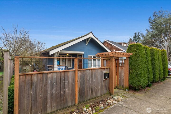 Property Photo:  945 NW 62nd Street  WA 98107 