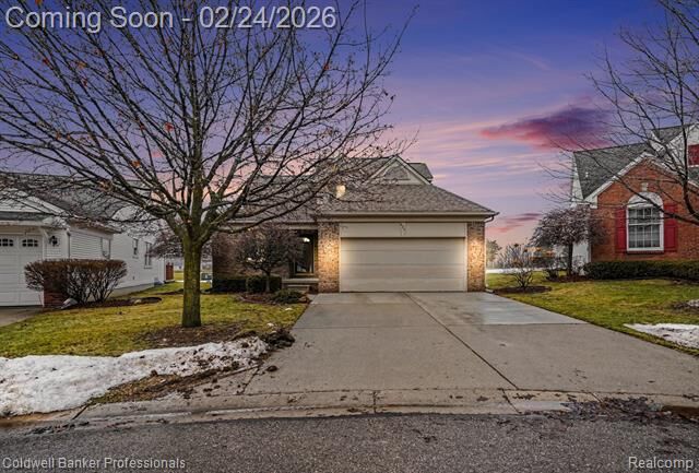 Property Photo: 625 Rolling Hills Lane MI 48446