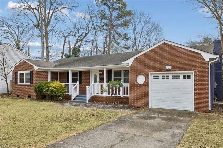 Property Photo:  109 Opal Dr  VA 23602 