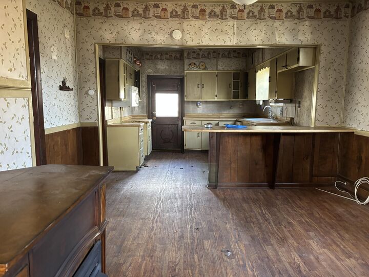 Property Photo:  910 Georgia Avenue  TN 37331 