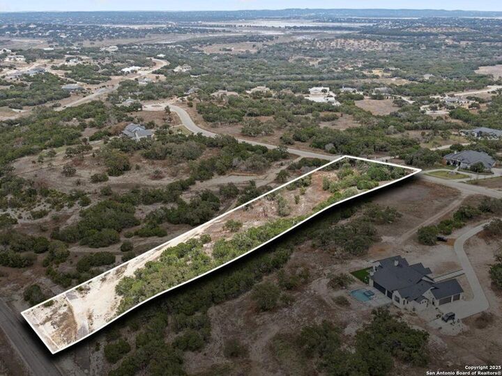 Property Photo: 1009 Malbec Loop TX 78133