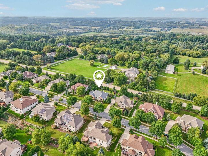 Property Photo: 9718 Sandhill Road WI 53562