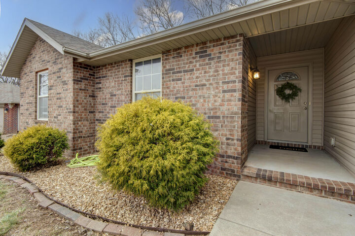 Property Photo:  5669 W Sunflower Drive  MO 65802 