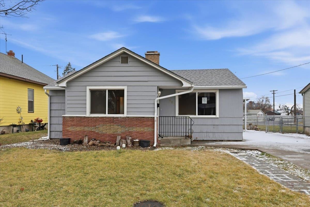 Property Photo: 1603 N Magnolia St WA 99207