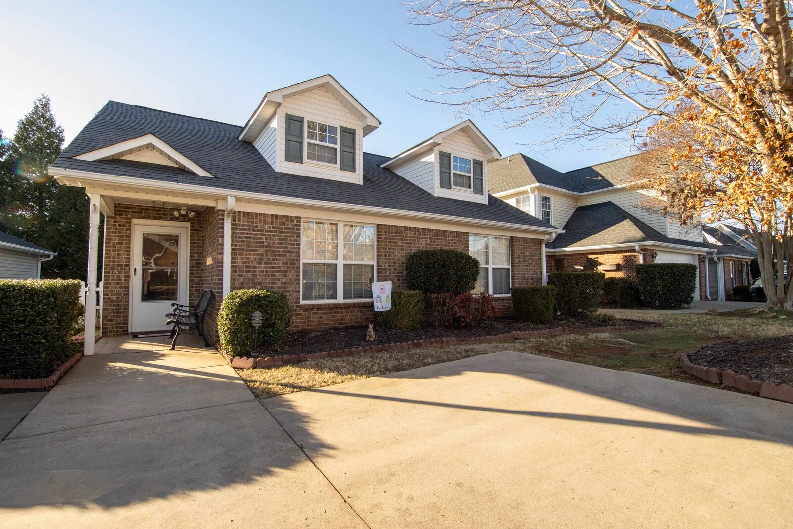 Property Photo:  32 Arbours West Ln Lane  SC 29369 