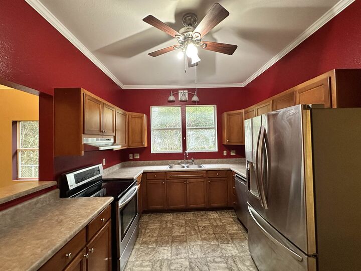 Property Photo:  20560 NW Folsom Avenue  FL 32424 