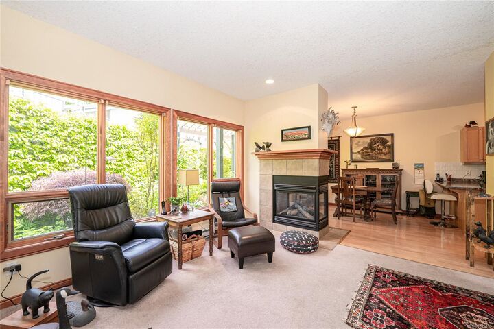 Property Photo: 133 Corbett Rd #9 BC V8K 2W6