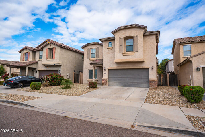 Property Photo:  5818 W Siesta Way  AZ 85339 