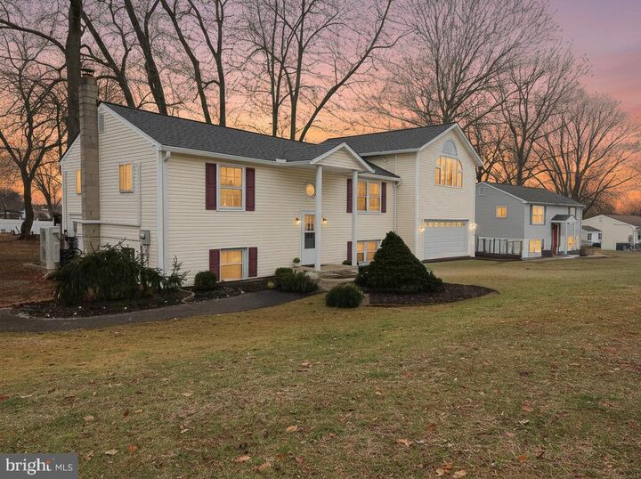 Property Photo:  105 W Village Road  MD 21921 