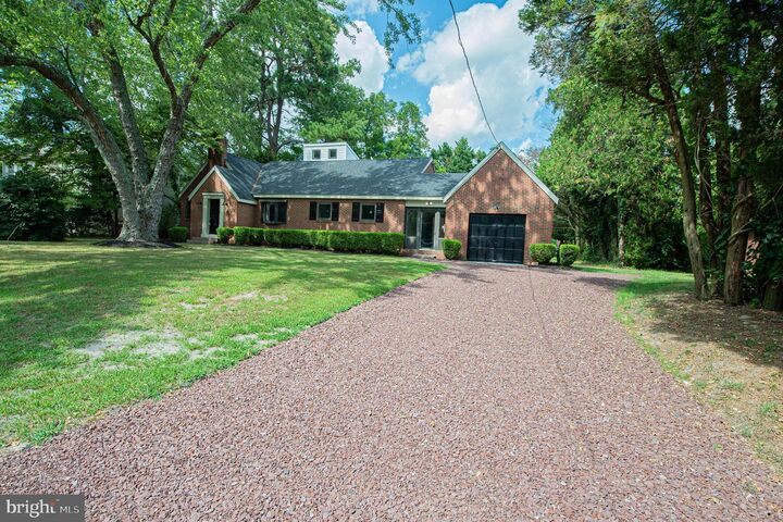 Property Photo:  215 Pine Bluff Road  MD 21801 