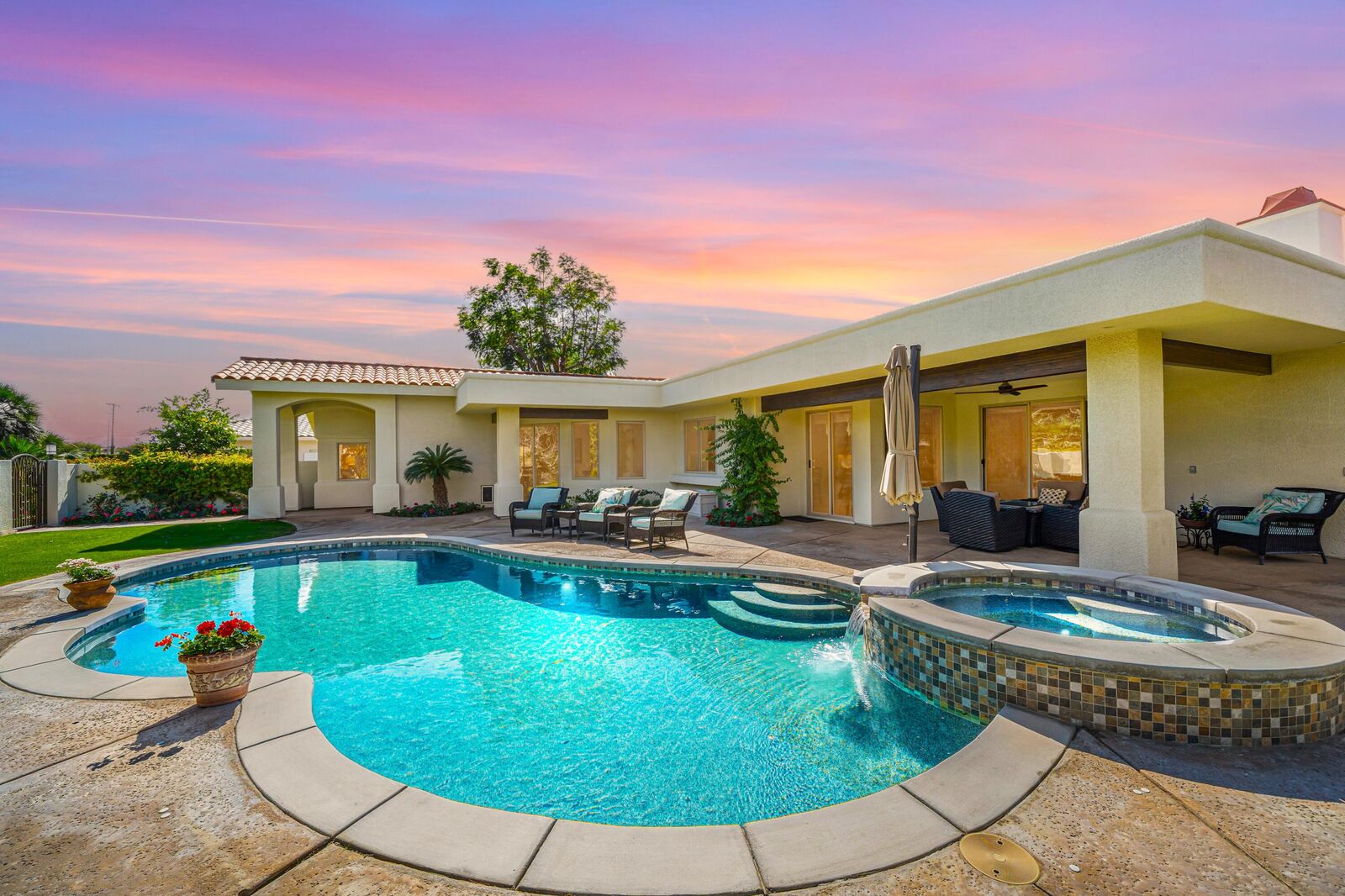 Property Photo:  43153 Moore Circle  CA 92203 