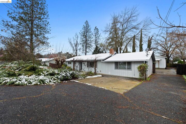 Property Photo:  20440 W Walnut Dr  CA 95370 