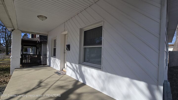 Property Photo:  1107 May Street  MI 48906 