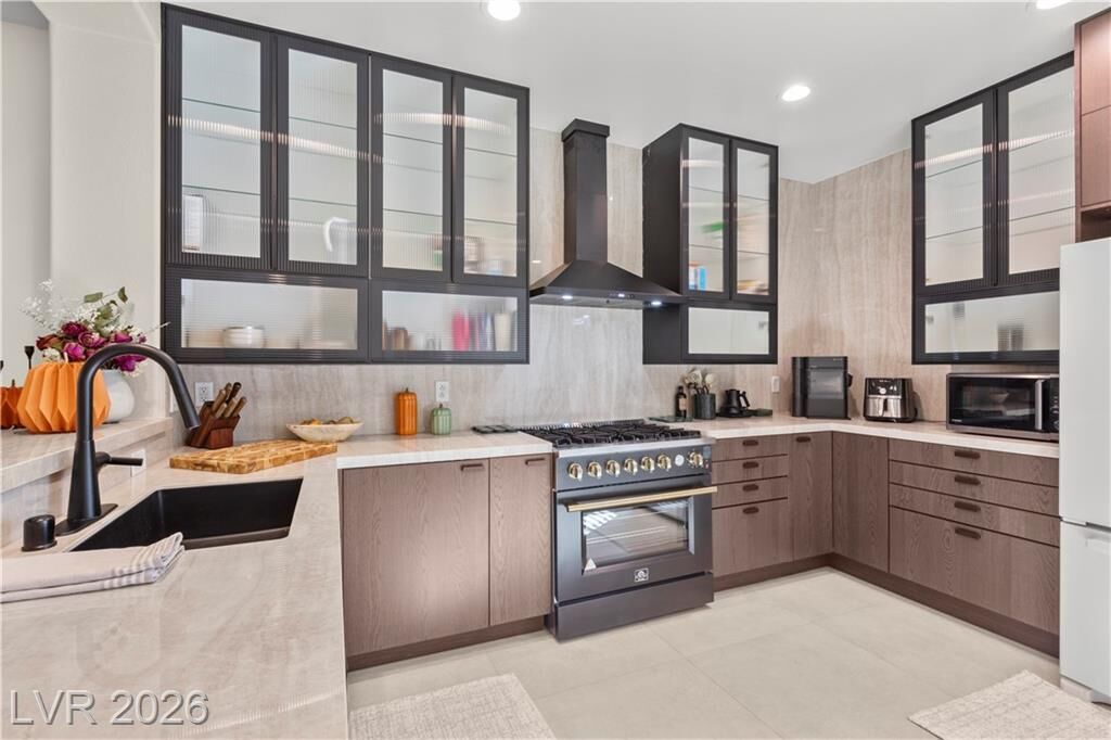 Property Photo: 4346 Prada Place NV 89141