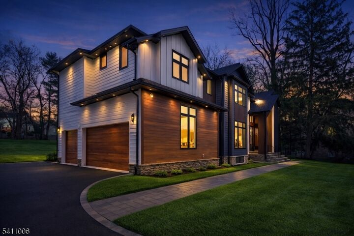 Property Photo:  17 Belvedere Drive  NJ 07039 