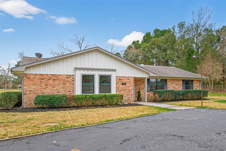 Property Photo:  4012 Theiss Road  TX 77338 