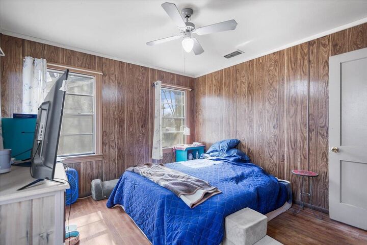 Property Photo:  1706 Baxter Ave  TX 75602 