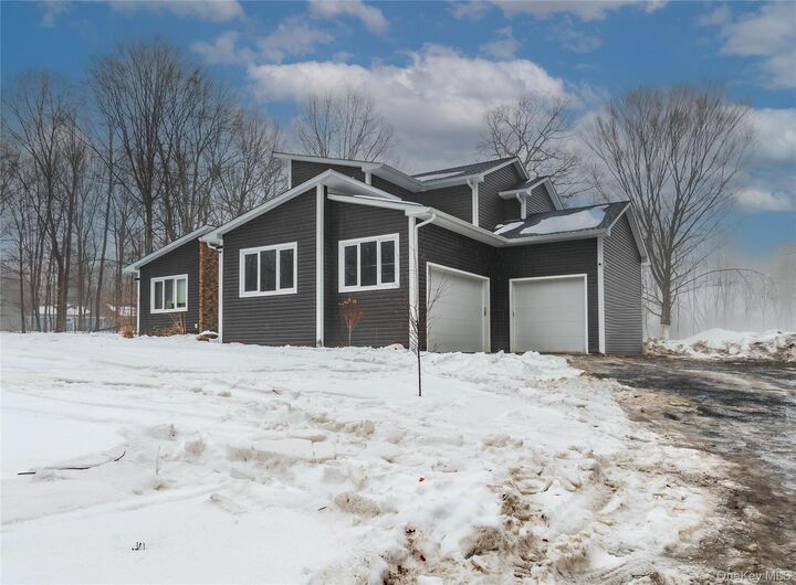 Property Photo:  4 Lewis Lane  NY 12721 