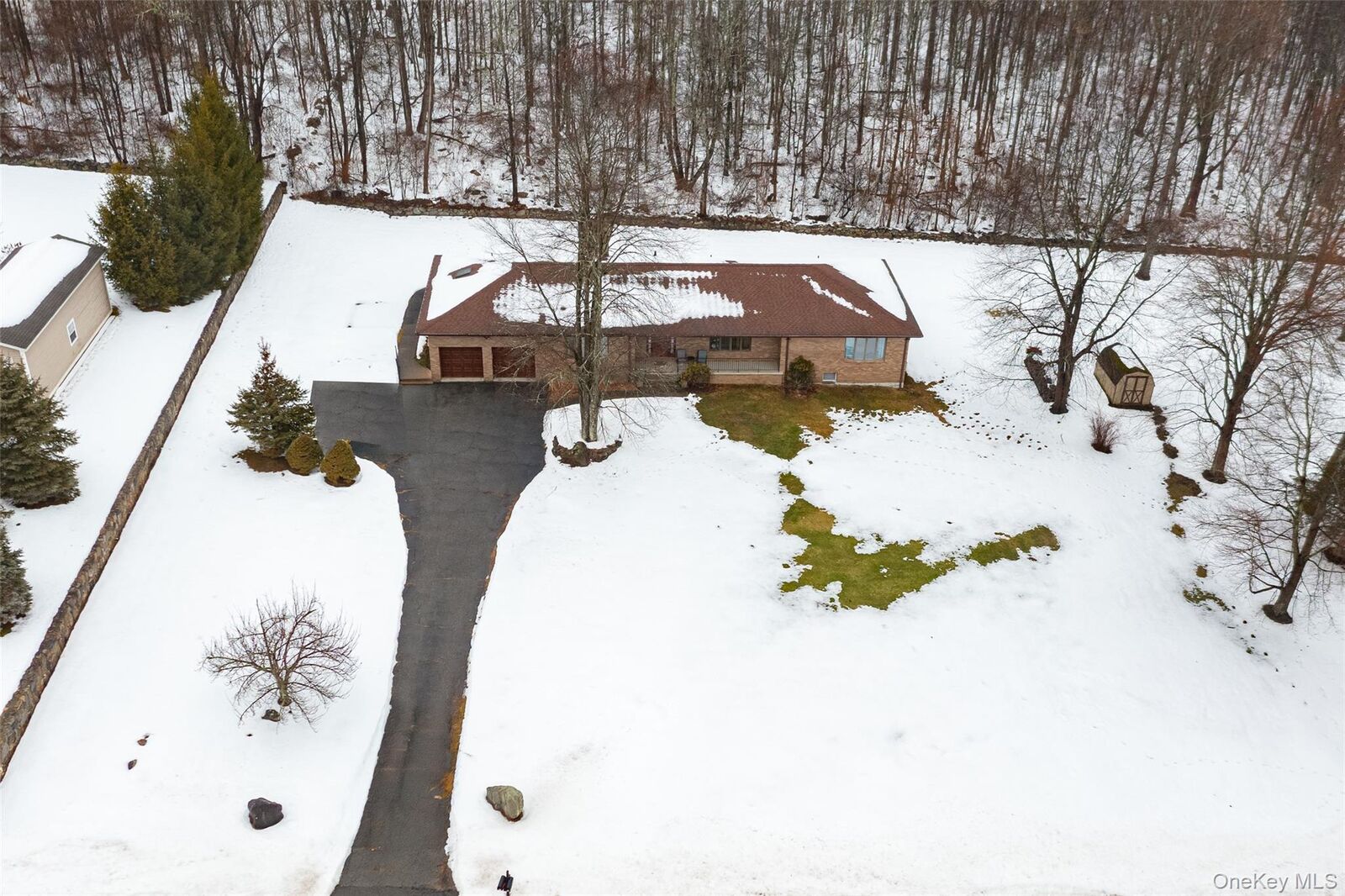 Property Photo:  21 Lounsbury Drive  NY 10505 