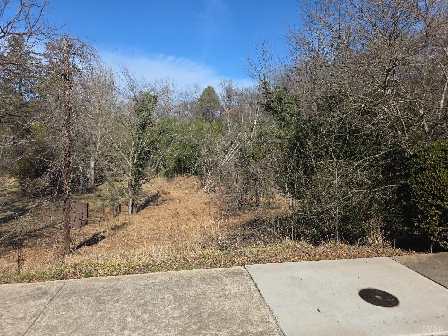 Property Photo: 807 Old Forest Road VA 24501