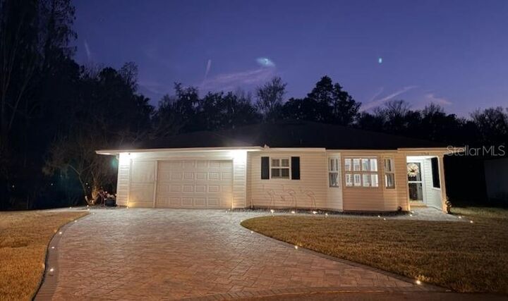 Property Photo: 1768 Birchwood Loop FL 33811