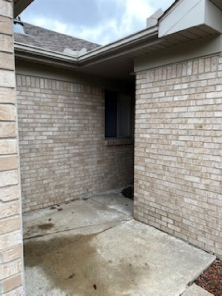 Property Photo:  16131 Blue Spruce Lane  MI 48035 