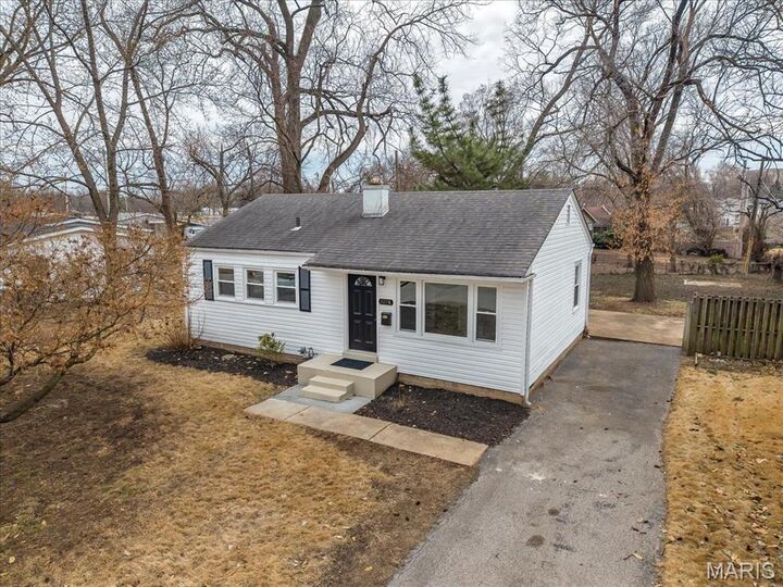 Property Photo:  11218 Saint Shawn Lane  MO 63074 