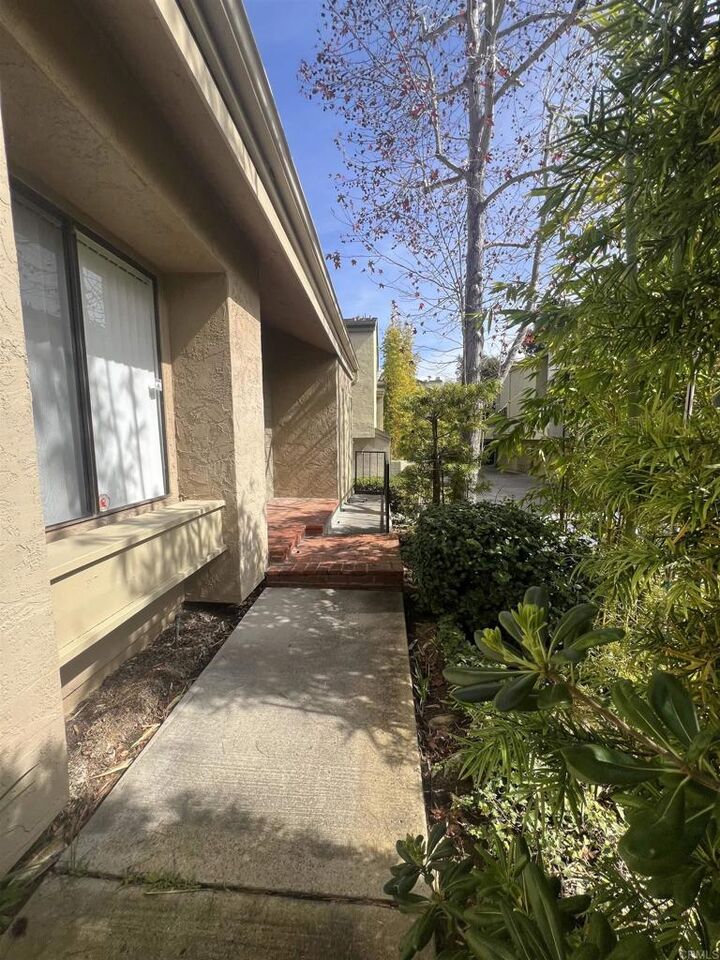 Property Photo: 3230 Caminito Eastbluff Unit 70 CA 92037