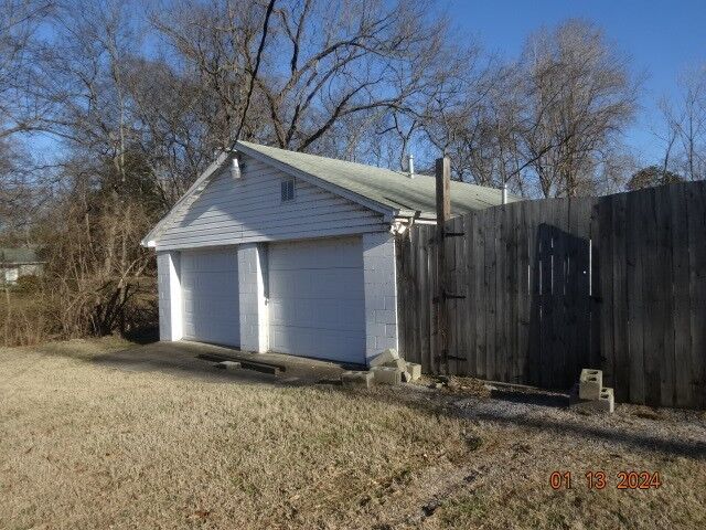 Property Photo:  514 Basswood Ave  TN 37209 