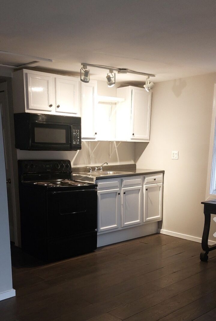 Property Photo:  2008 Riverside Dr  TN 37216 