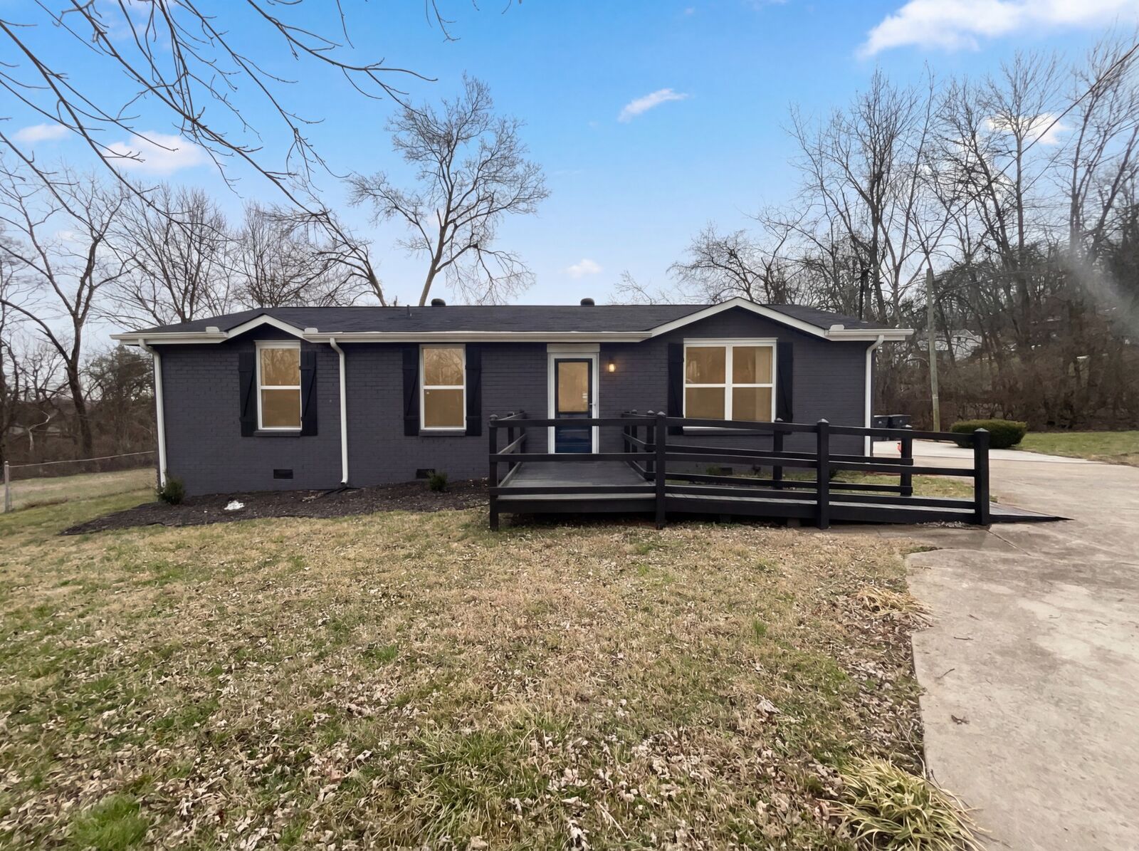 Property Photo:  4116 Buenaview Ct  TN 37218 