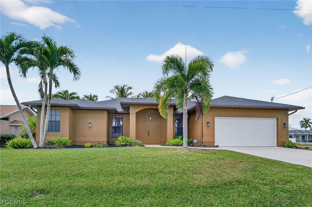 Property Photo:  4914 SW 25th Court  FL 33914 