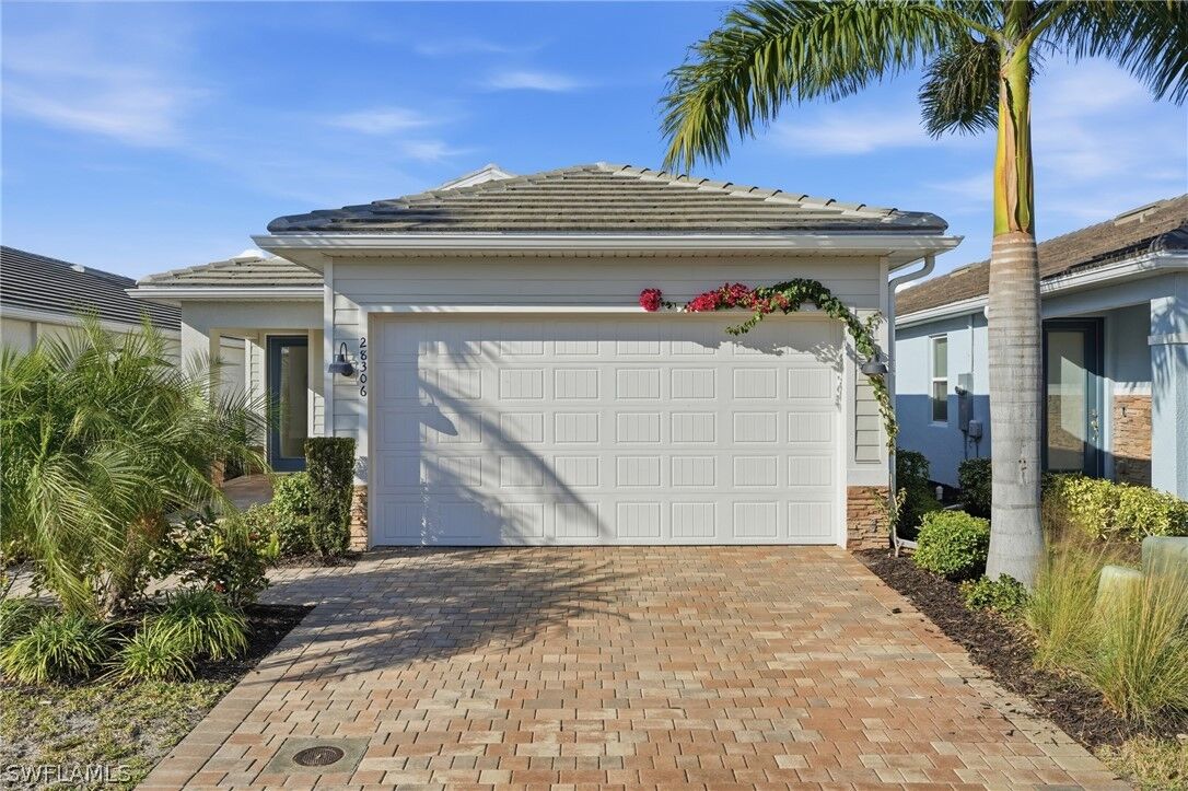 Property Photo: 28306 Captiva Shell Loop FL 34135