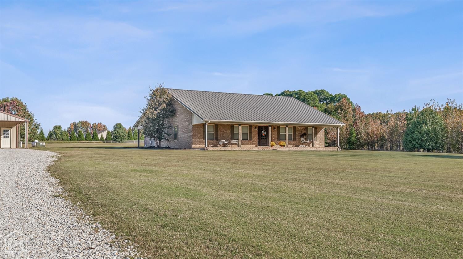 Property Photo:  175 County Road 754  AR 72405 