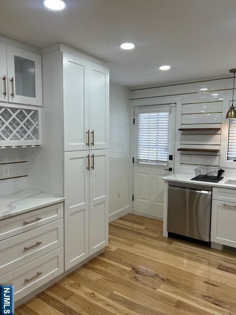 Property Photo:  17 Zabriskie Street 1705  NJ 07601 