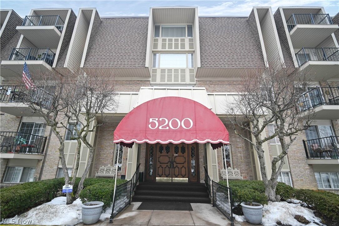 Property Photo:  5200 West Boulevard 505  OH 44512 