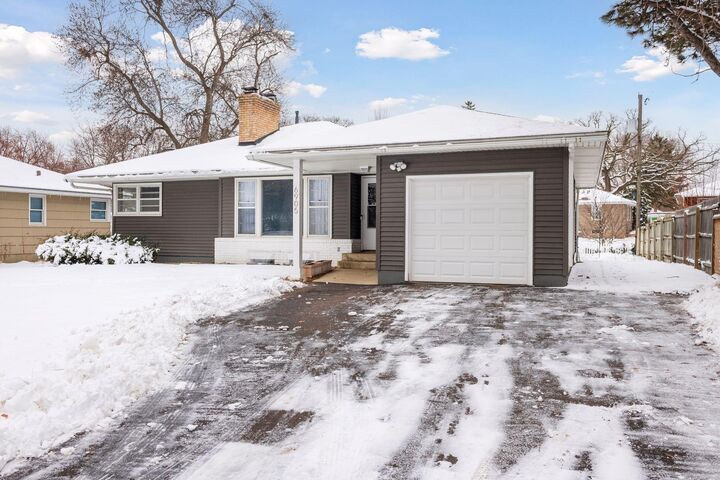 Property Photo:  6905 W 23rd Street  MN 55426 