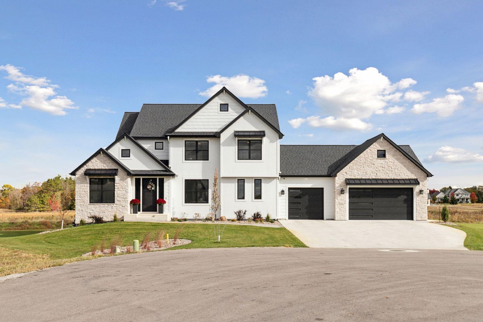 Property Photo: 2702 Mayo Prairie Lane SW MN 55902