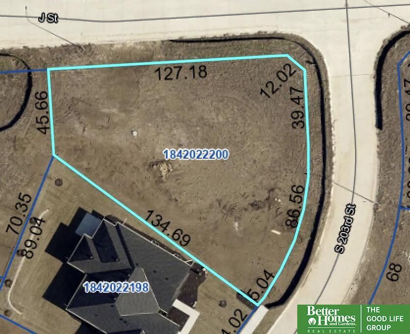 Property Photo: 4502 S 203rd Street NE 68135