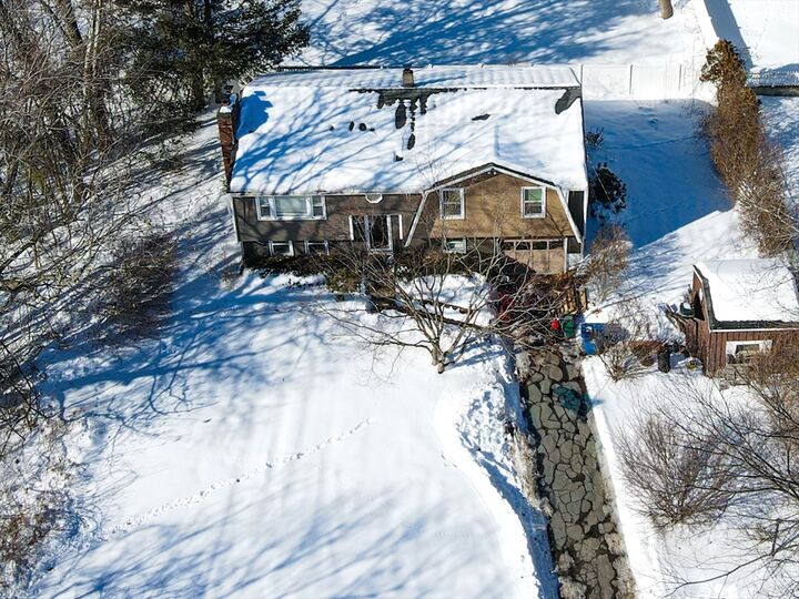 Property Photo:  4 Mascuppic Trl  MA 01879 