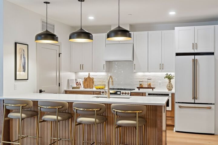 Property Photo:  1025 Massachusetts Avenue 204  MA 02476 