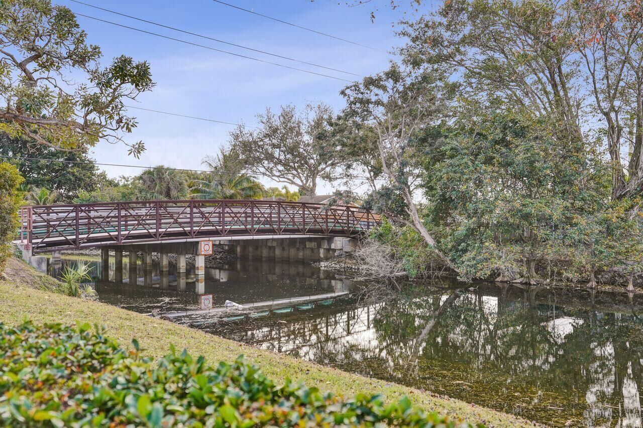 Property Photo: 12014 Greenway Circle S 109 FL 33411