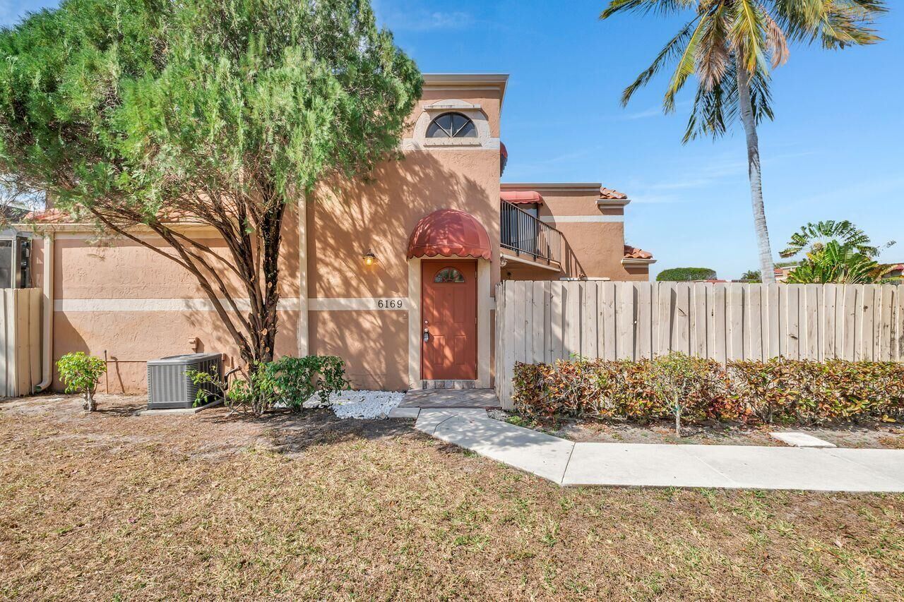 Property Photo:  6169 Seven Springs Boulevard  FL 33463 