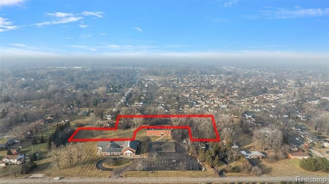 Property Photo: 30330 Schoolcraft Road MI 48150