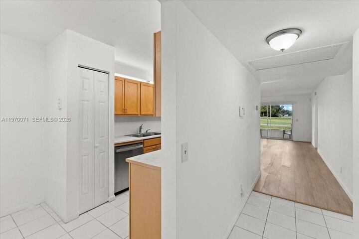 Property Photo: 12701 SW 13th St 113F FL 33027