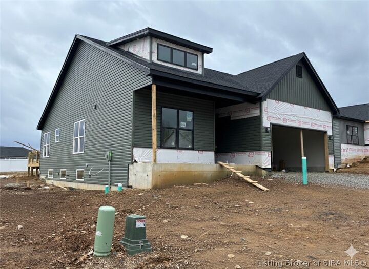 Property Photo:  2602 Vineyard Way 224  IN 47143 