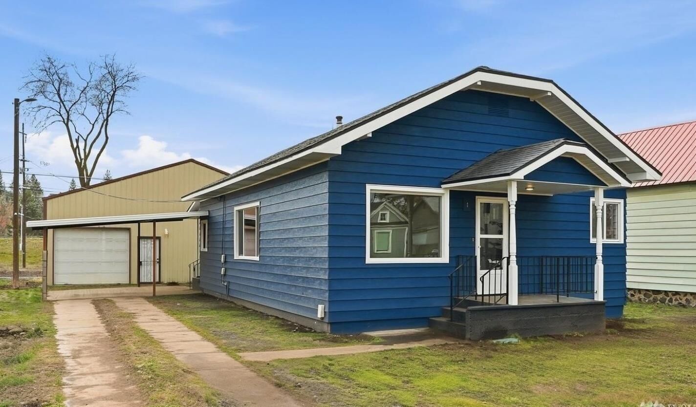 Property Photo:  1412 E Pacific Ave  WA 99202 