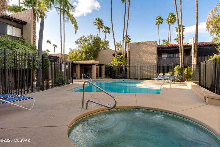 Property Photo:  434 N Dodge Boulevard  AZ 85716 