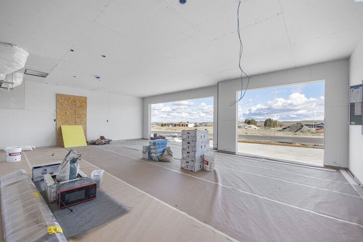 Property Photo:  2364 Lariat Lane  WA 99352 